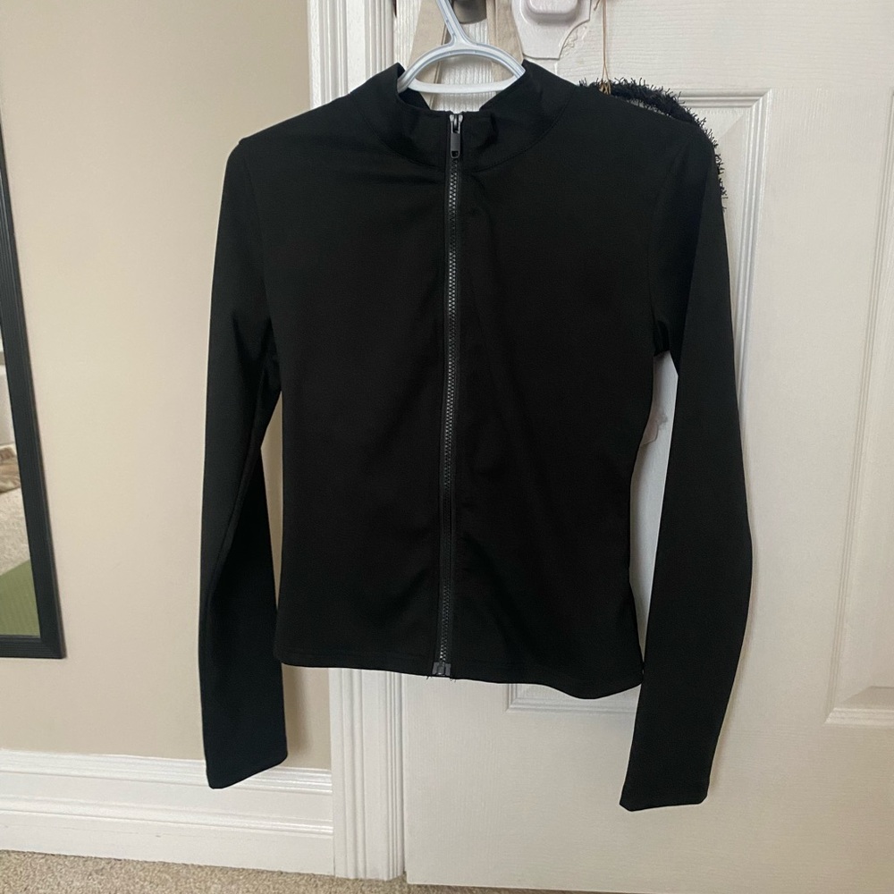 Black Zip-Up Jacket and leggings